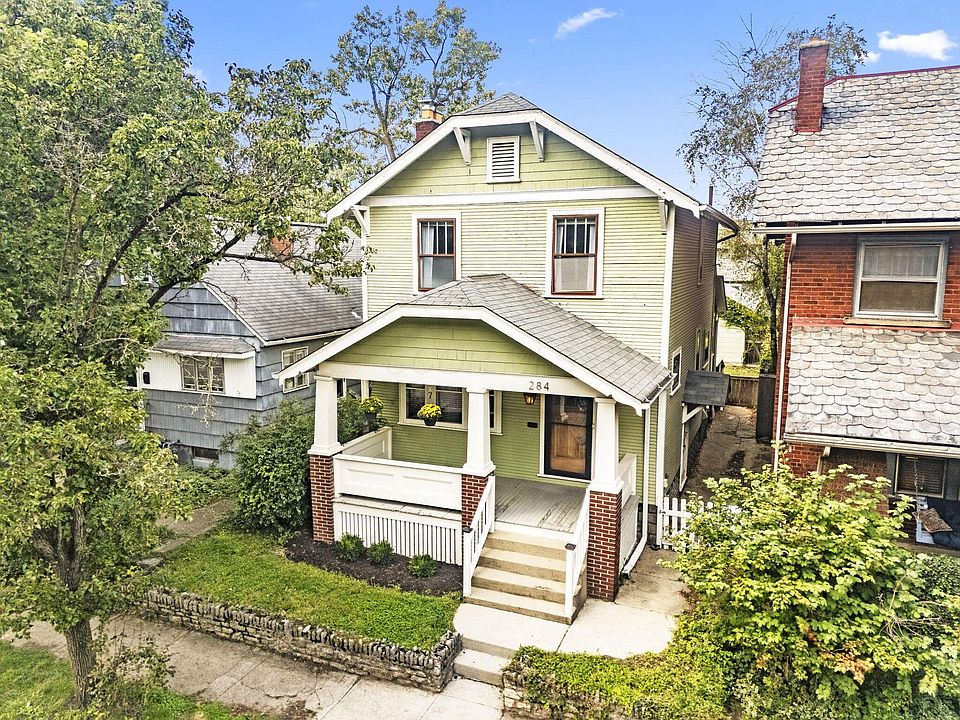1st image of 284 E Kossuth St