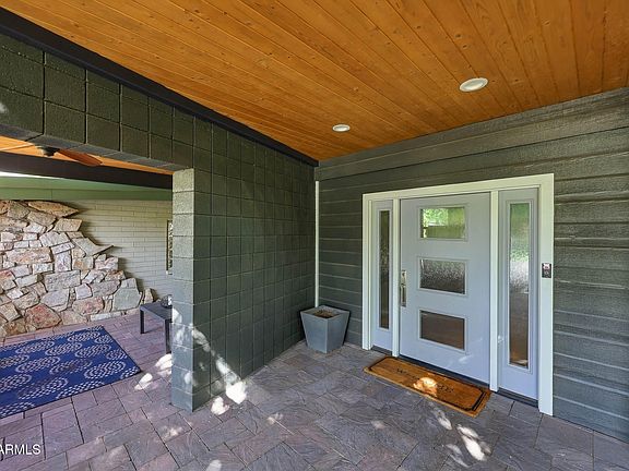 4th image of 318 W LAWRENCE Road