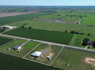1015 Fm 960 Rd, El Campo, TX 77437
