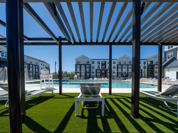 James Run Apartments
