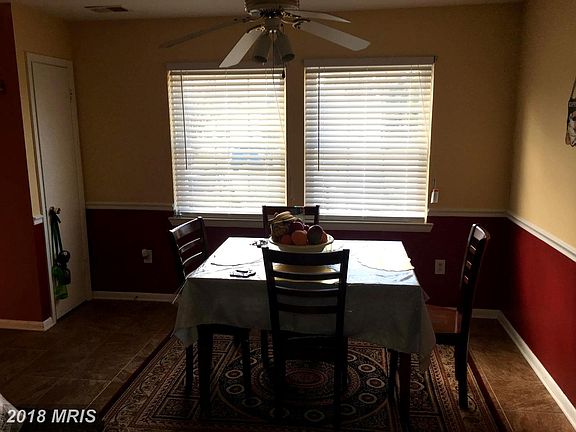 2nd image of 29595 Dutchmans Ln #33