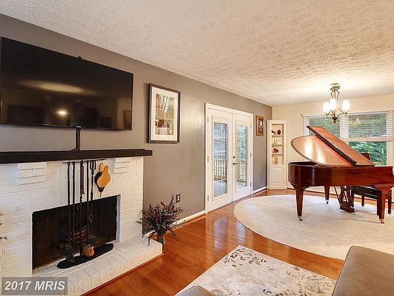 2nd image of 17725 Stoneridge Dr