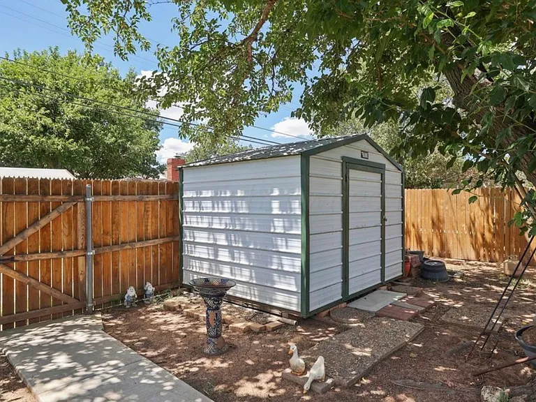 3244 Nebraska St — Photo 24