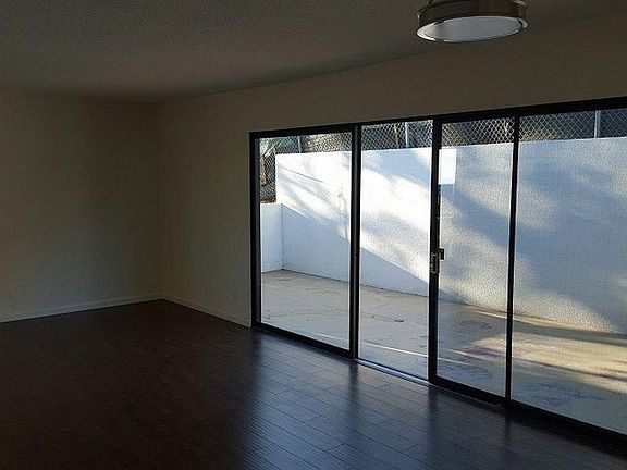 4th image of 17311 Castellammare Dr APT 3C