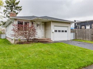 16 Rossiter Rd, Rochester, NY 14620