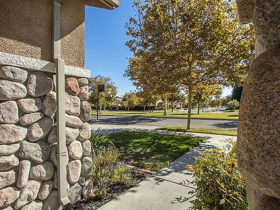 4th image of 2351 Paseo De Leon