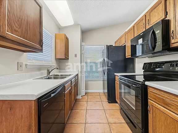 3rd image of 3305 Secret Isle Ln