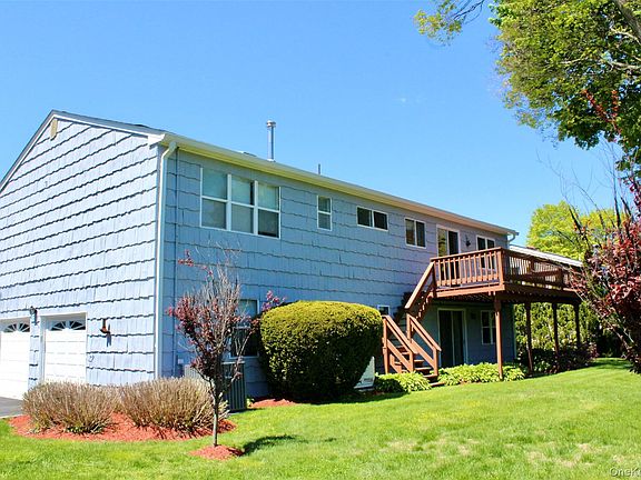 4th image of 27 Skyview Lane