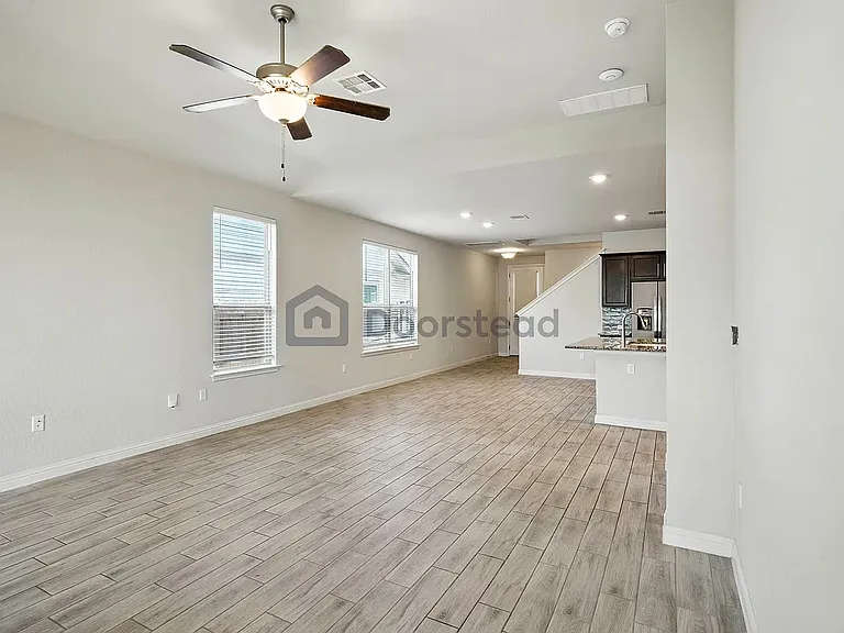 8207 Cottage Rose Dr — Photo 20