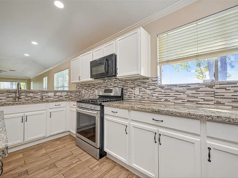 21215 Barker Canyon Ln — Photo 12