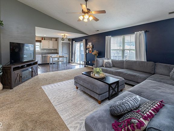 5th image of 9745 Claymore Dr