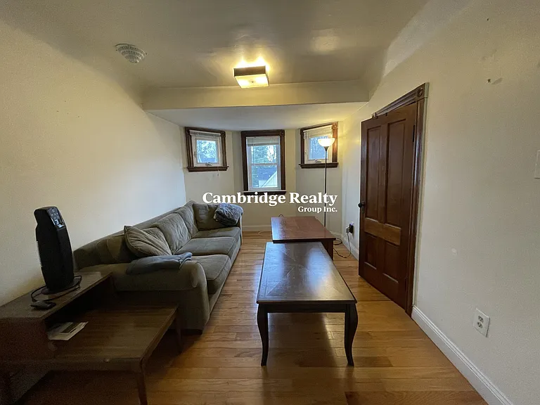 65 Fairbanks St #2T — Photo 17