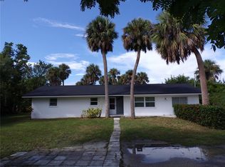 2715 Taylor Rd, Punta Gorda, FL 33950