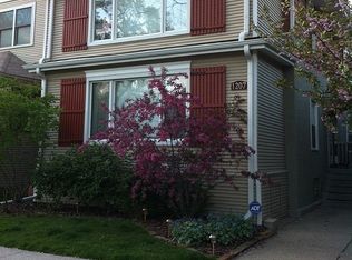 1107 Monroe St, Evanston, IL 60202