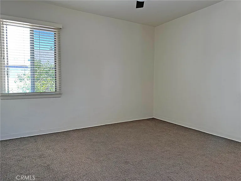 1609 E Chevy Chase Dr #1611 — Photo 13