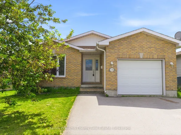 170 Nicholas St, Quinte West, ON K8V 6B2