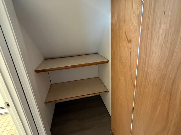 5th image of 26 Fairview St #3