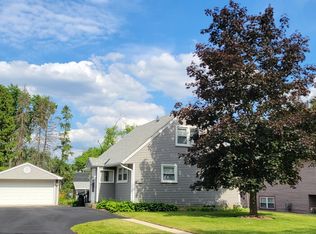 119 S Hickory St, Palatine, IL 60067