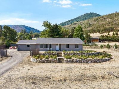 907 Neil Creek Rd, Ashland, OR, 97520