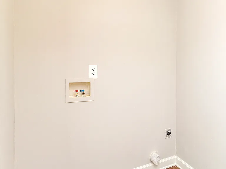 4401 Craven Hill Dr — Photo 16