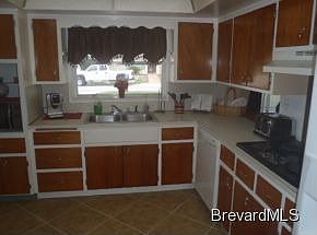 5th image of 455 Ocean Spray Ave