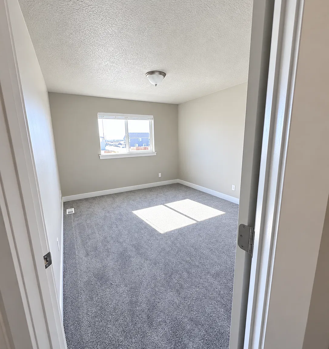 W 50 N, Springville — Photo 2