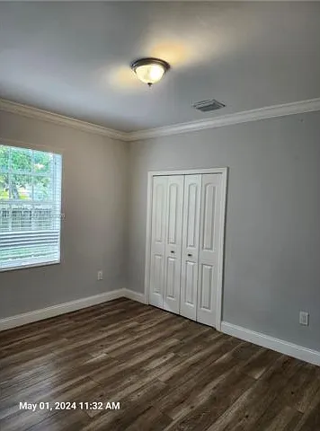 1023 SW 12th Ct — Photo 7