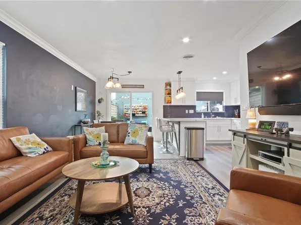8230 Santa Inez Dr, Buena Park, CA 90620