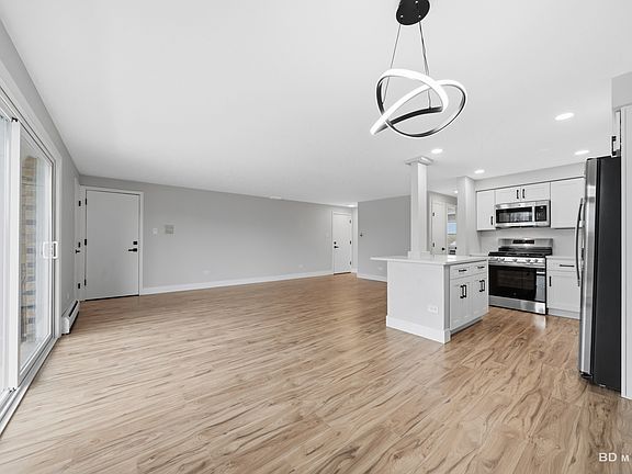 3rd image of 7112 99th St APT 209