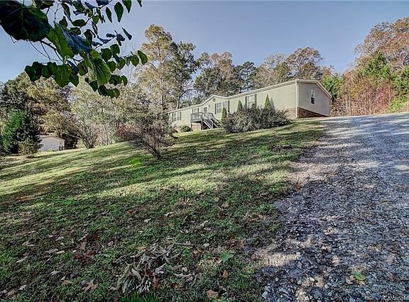 2nd image of 5570 Hidden Oaks Dr