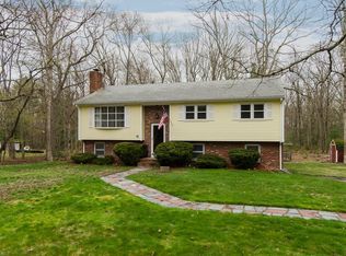 67 School St, Plainville, MA 02762