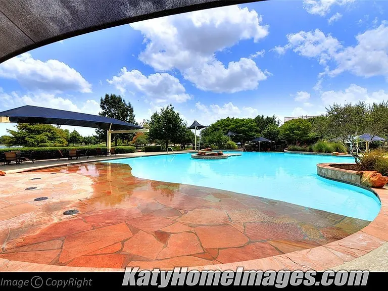 28259 Daystrom Ln — Photo 43