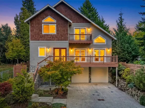 1618 Pear Street NE, Olympia, WA 98506