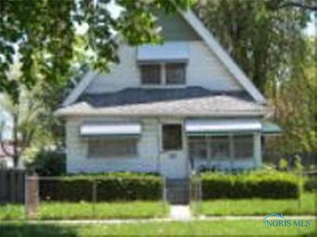 1st image of 3442 Stickney Ave #3442