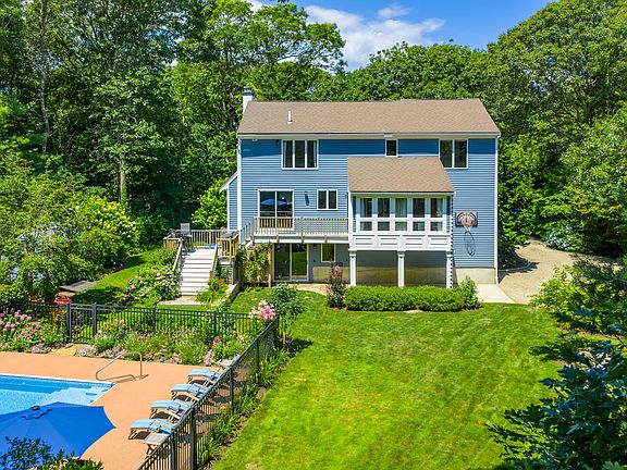 4th image of 121 Streeter Hill Road