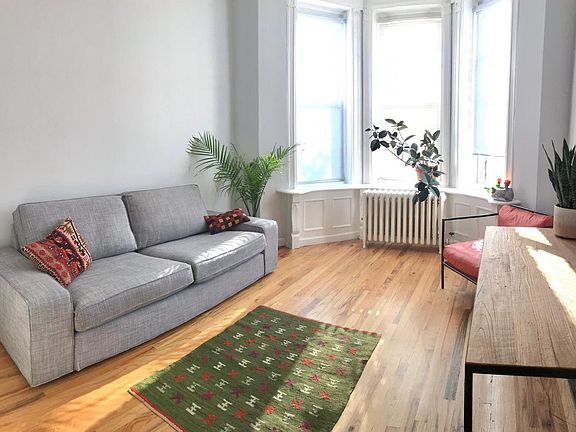 3rd image of 147 E 35th St Floor 2