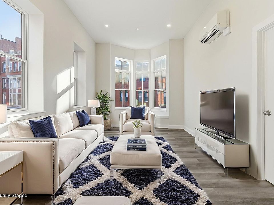 1st image of 19-25 Essex St #402