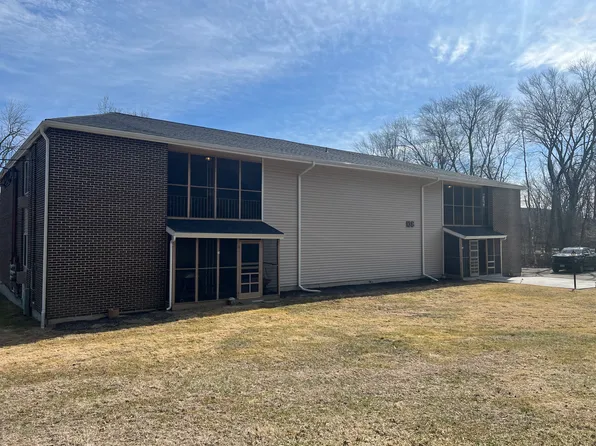 138 Grassy Plain St #9, Bethel, CT 06801