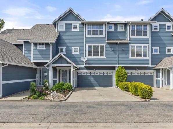 2247 Watersong Cir, Longmont, CO 80504