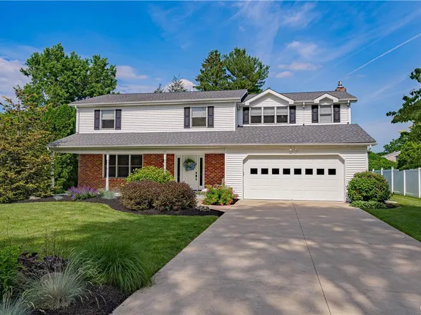 1500 Dartmouth Dr, Bethlehem, PA 18017