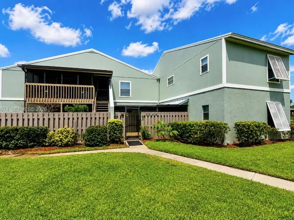1188 Breezy Way #6D, Sebastian, FL 32958