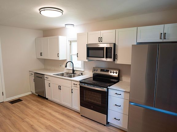 5th image of 1326 E 19th Ave