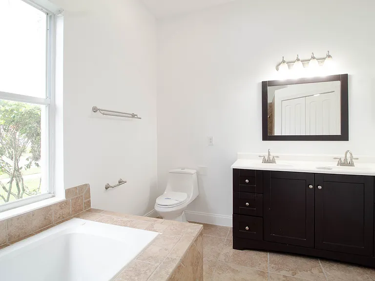 2782 Picadilly Cir — Photo 17