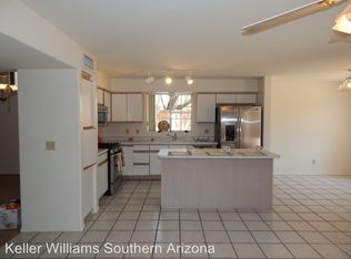 10210 N Fox Hunt Ln, Tucson, AZ 85737
