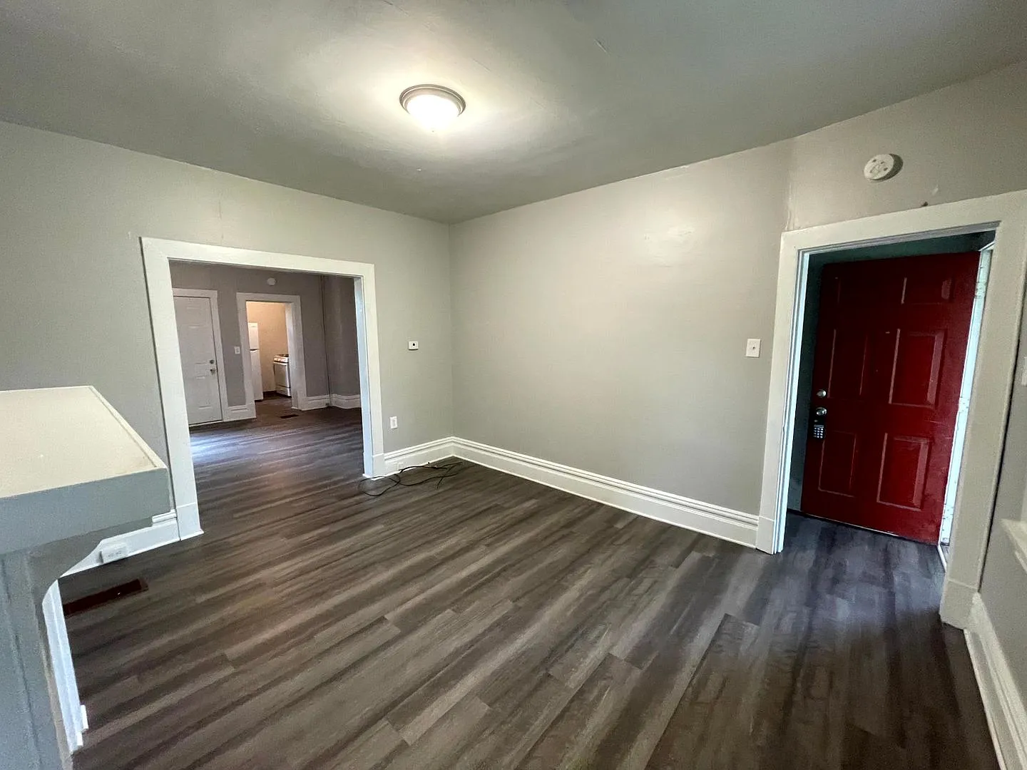 Lovely two bedroom, 1 bathroom Townhome on Quiet Street — Photo 1