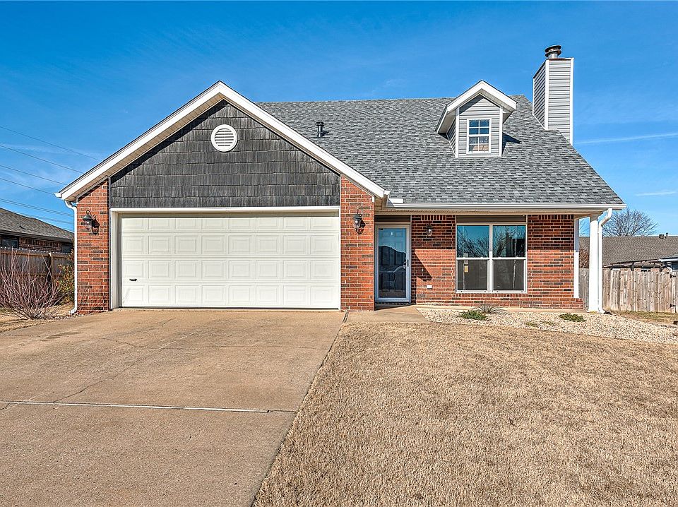 1st image of 3 Greenridge Ln