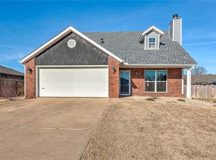 3 Greenridge Ln, Bentonville, AR 72712