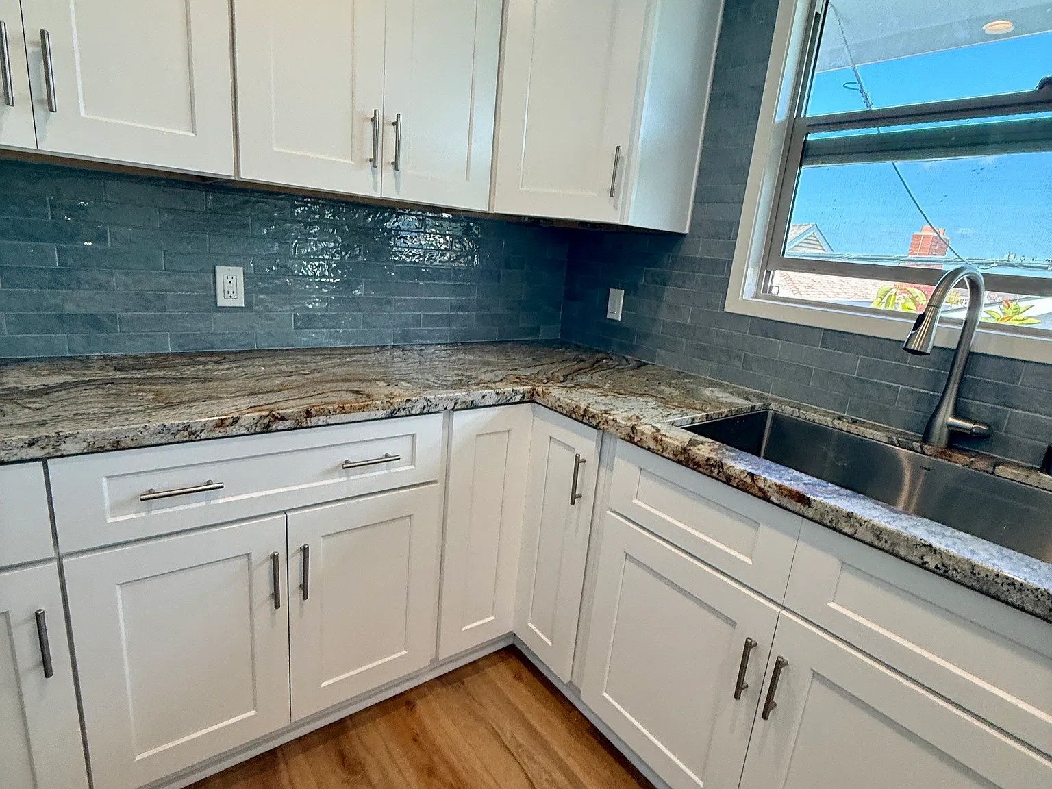 2 bed, 1100 sqft, $3,500 — Photo 4