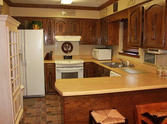 Kitchen 1