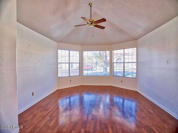5th image of 1217 E SANDCASTLE Court